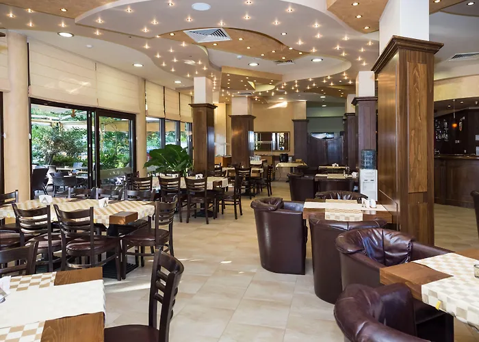 St Valentine 阳光海滩