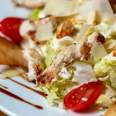 St Valentine Σάνι Μπιτς